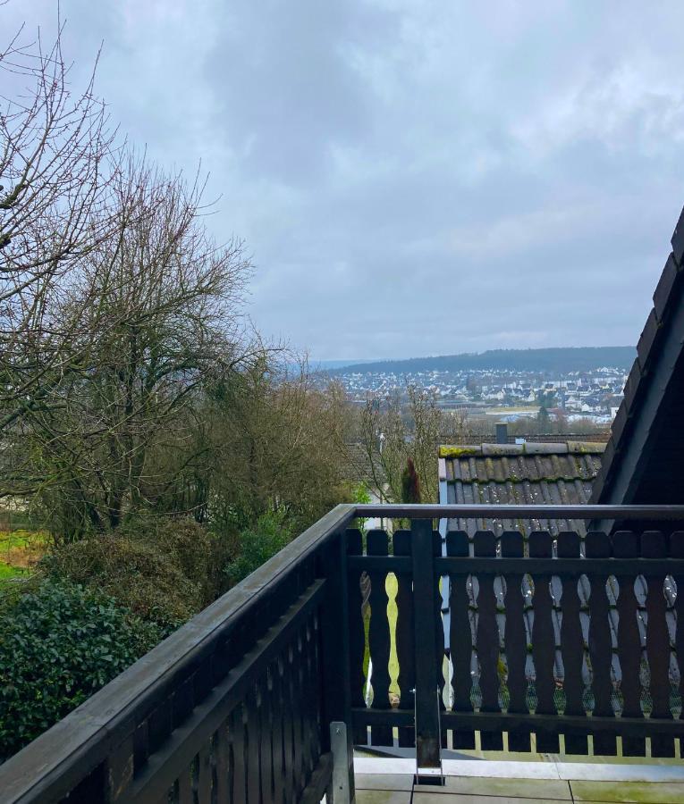 Ruhige Unterkunft - Dachterasse Und Panoramablick ヴァールシュタイン エクステリア 写真