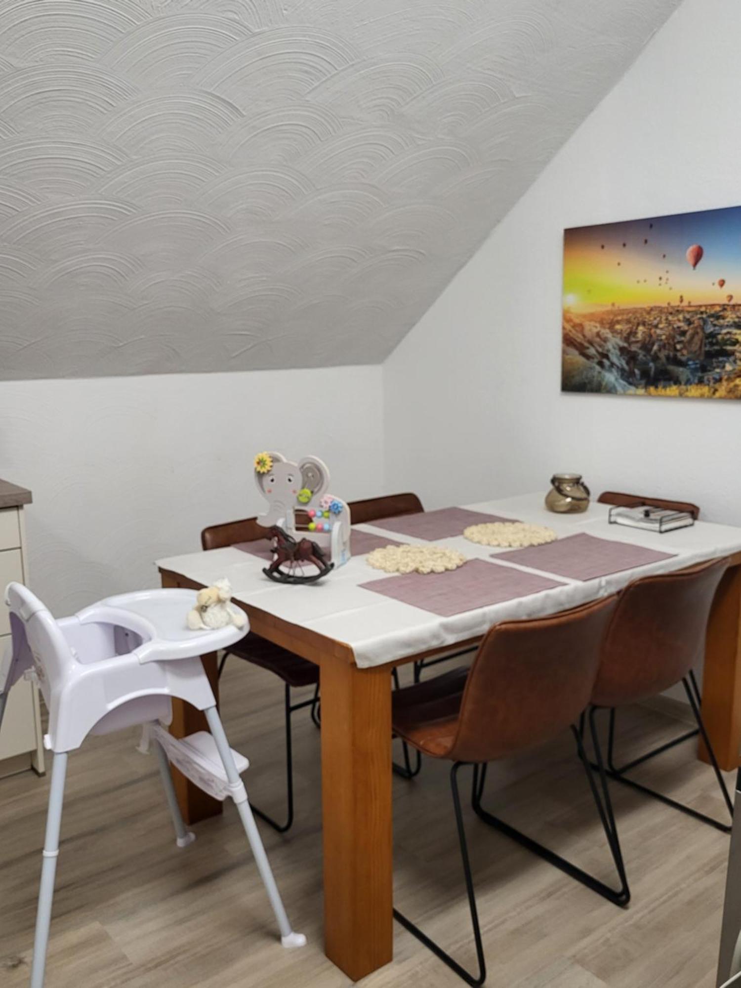 Ruhige Unterkunft - Dachterasse Und Panoramablick ヴァールシュタイン エクステリア 写真